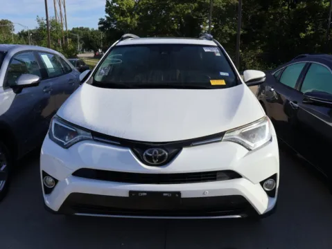 Photos of 2018 Toyota RAV4 XLE for sale in Kansas City, MO at Jay Wolfe Honda