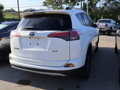 More photos of 2018 Toyota RAV4 XLE at Jay Wolfe Honda, MO
