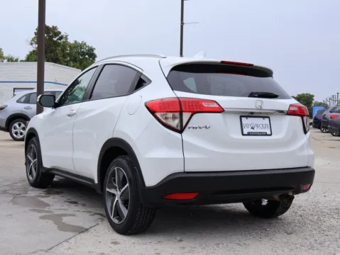 More photos of 2022 Honda HR-V EX at Jay Wolfe Honda, MO