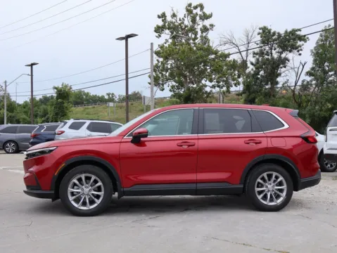 More photos of 2023 Honda CR-V EX-L at Jay Wolfe Honda, MO