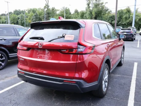More photos of 2023 Honda CR-V EX-L at Jay Wolfe Honda, MO