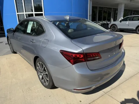 More photos of 2015 Acura TLX V6 Tech at Jay Wolfe Honda, MO
