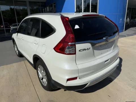 More photos of 2015 Honda CR-V EX-L at Jay Wolfe Honda, MO