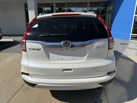 More photos of 2015 Honda CR-V EX-L at Jay Wolfe Honda, MO