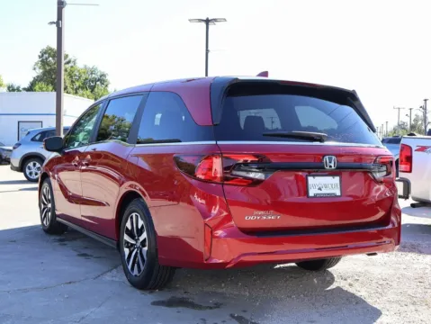 More photos of 2026 Honda Odyssey EX-L at Jay Wolfe Honda, MO