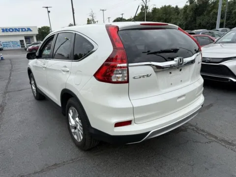 More photos of 2015 Honda CR-V EX at Jay Wolfe Honda, MO