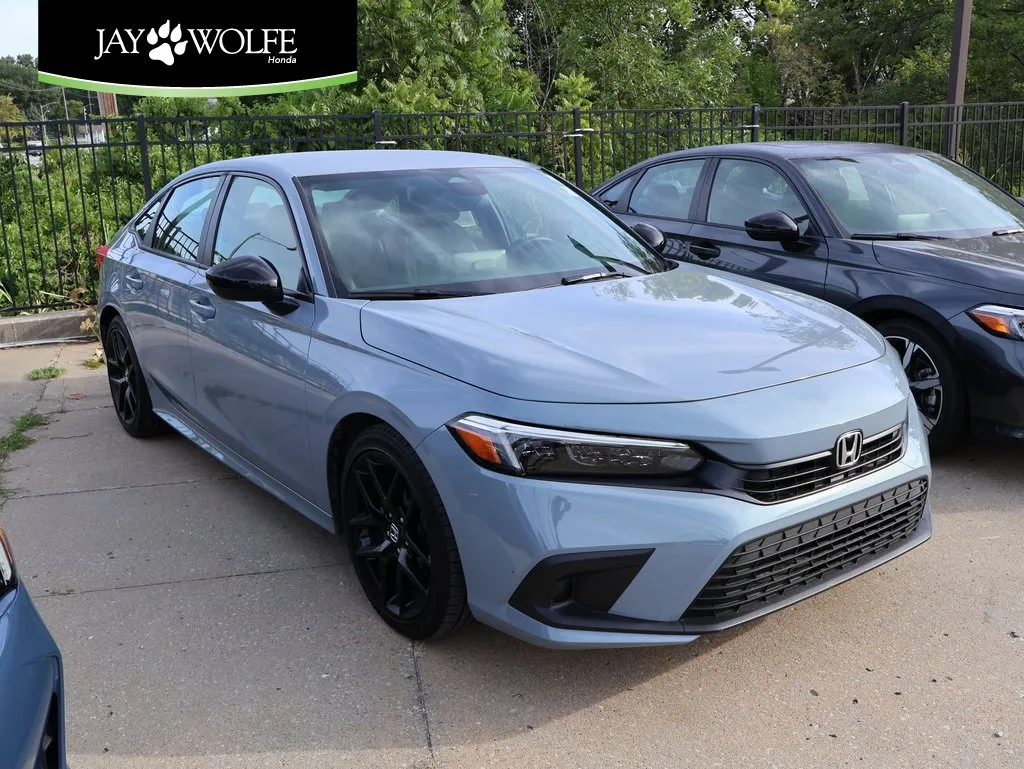 Gray 2024 Honda Civic Sedan Sport for sale in Kansas City, MO