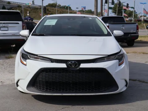 Photos of 2021 Toyota Corolla LE for sale in Kansas City, MO at Jay Wolfe Honda