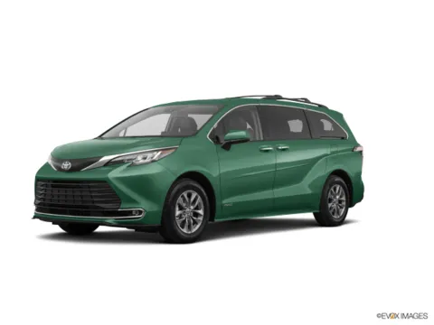 Green 2021 Toyota Sienna XLE for sale in Kansas City, MO