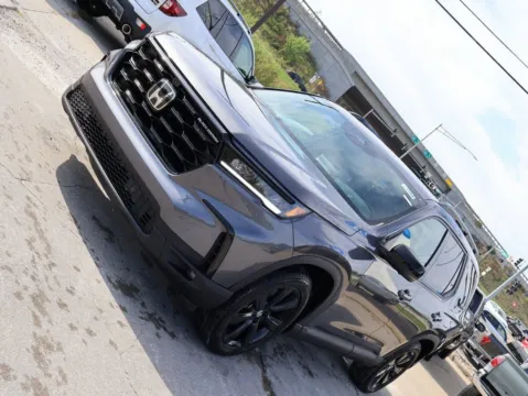 Another view of 2025 Honda Pilot Black Edition for sale in Kansas City, MO at Jay Wolfe Honda