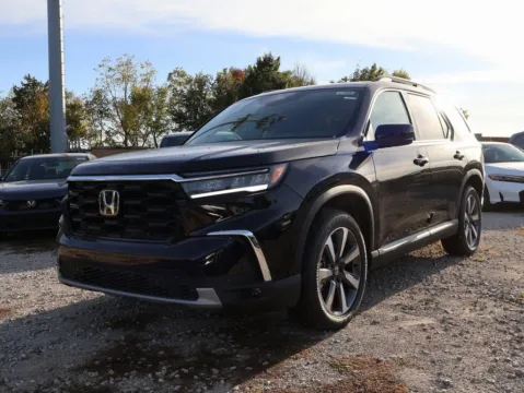 Another view of 2025 Honda Pilot Touring for sale in Kansas City, MO at Jay Wolfe Honda