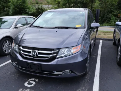 Another view of 2016 Honda Odyssey Touring for sale in Kansas City, MO at Jay Wolfe Honda