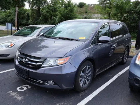 More photos of 2016 Honda Odyssey Touring at Jay Wolfe Honda, MO