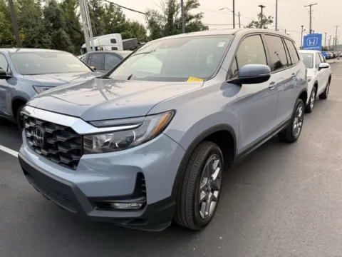 Another view of 2023 Honda Passport EX-L for sale in Kansas City, MO at Jay Wolfe Honda