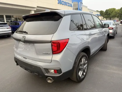 More photos of 2023 Honda Passport EX-L at Jay Wolfe Honda, MO