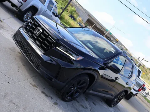 Another view of 2025 Honda Pilot Black Edition for sale in Kansas City, MO at Jay Wolfe Honda