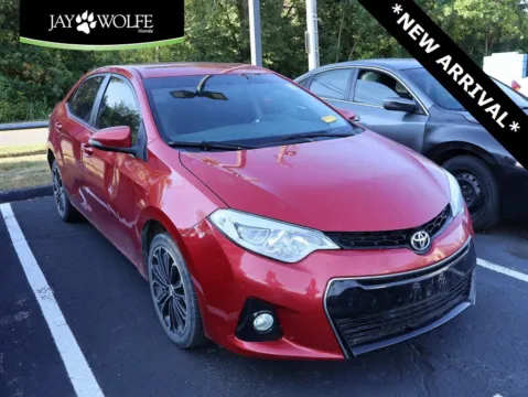 Red 2014 Toyota Corolla S Plus for sale in Kansas City, MO