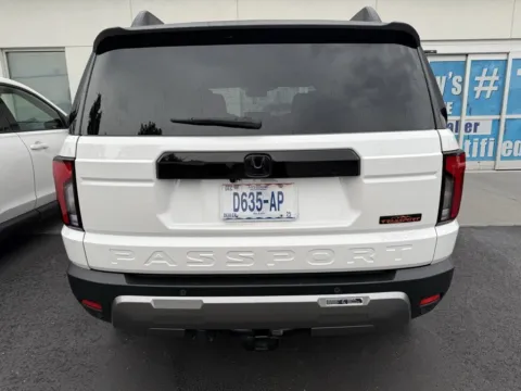 More photos of 2026 Honda Passport TrailSport Elite Blackout at Jay Wolfe Honda, MO