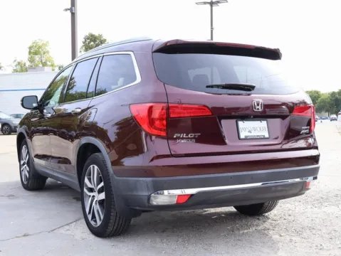 More photos of 2016 Honda Pilot Touring at Jay Wolfe Honda, MO