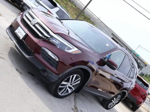 Another view of 2016 Honda Pilot Touring for sale in Kansas City, MO at Jay Wolfe Honda