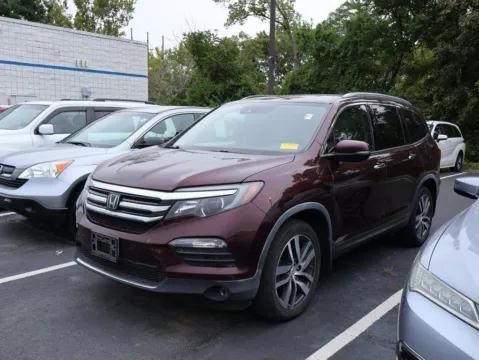 More photos of 2016 Honda Pilot Touring at Jay Wolfe Honda, MO