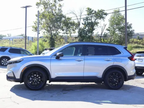 More photos of 2024 Honda CR-V Hybrid Sport-L at Jay Wolfe Honda, MO