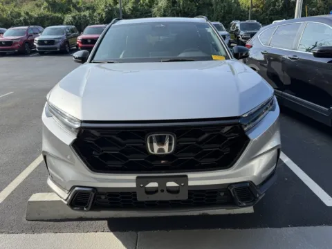 Photos of 2024 Honda CR-V Hybrid Sport-L for sale in Kansas City, MO at Jay Wolfe Honda