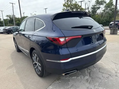 More photos of 2023 Acura MDX w/Technology Package at Jay Wolfe Honda, MO