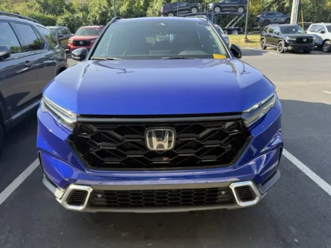 Photos of 2023 Honda CR-V Hybrid Sport Touring for sale in Kansas City, MO at Jay Wolfe Honda