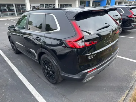 More photos of 2023 Honda CR-V Hybrid Sport Touring at Jay Wolfe Honda, MO