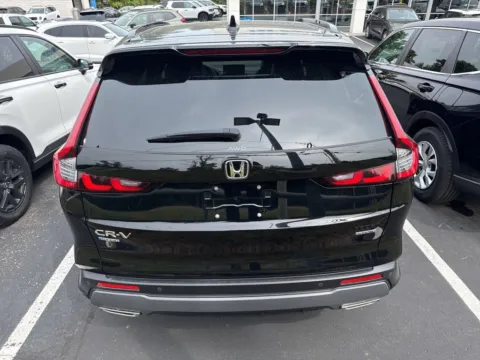 More photos of 2023 Honda CR-V Hybrid Sport Touring at Jay Wolfe Honda, MO