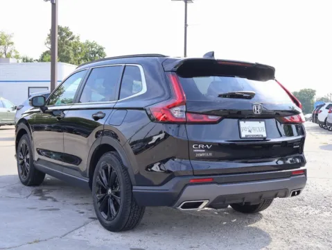 More photos of 2023 Honda CR-V Hybrid Sport Touring at Jay Wolfe Honda, MO