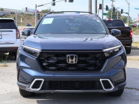Photos of 2023 Honda CR-V Hybrid Sport Touring for sale in Kansas City, MO at Jay Wolfe Honda