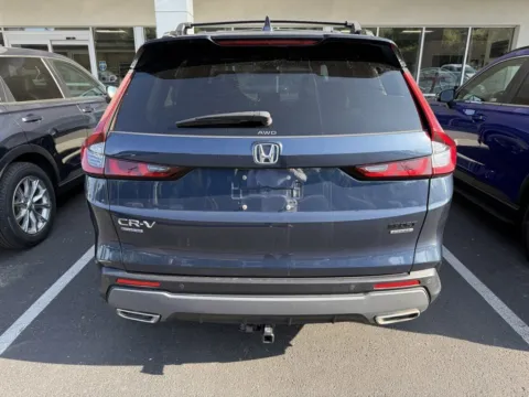 More photos of 2023 Honda CR-V Hybrid Sport Touring at Jay Wolfe Honda, MO