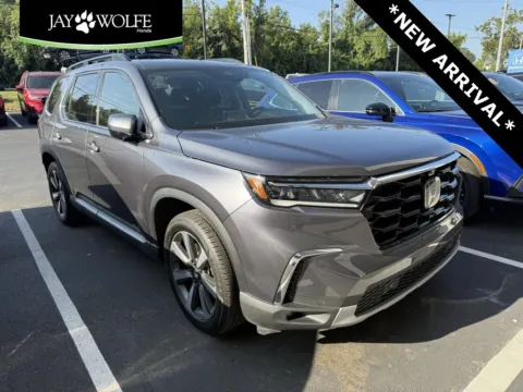 Gray 2023 Honda Pilot Elite for sale in Kansas City, MO