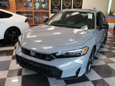 More photos of 2026 Honda Civic Si at Jay Wolfe Honda, MO