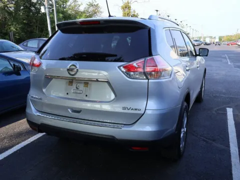 More photos of 2015 Nissan Rogue SV at Jay Wolfe Honda, MO