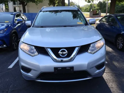 Photos of 2015 Nissan Rogue SV for sale in Kansas City, MO at Jay Wolfe Honda