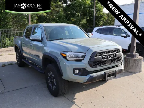 Gray 2022 Toyota Tacoma TRD Off Road for sale in Kansas City, MO