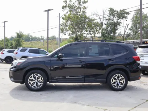 More photos of 2021 Subaru Forester Premium at Jay Wolfe Honda, MO