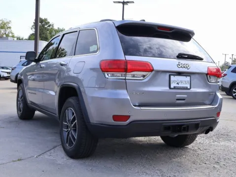 More photos of 2019 Jeep Grand Cherokee Limited at Jay Wolfe Honda, MO