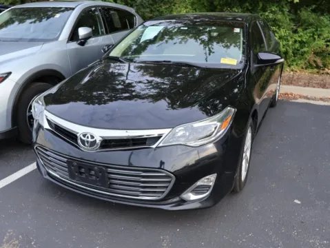 Another view of 2014 Toyota Avalon XLE for sale in Kansas City, MO at Jay Wolfe Honda