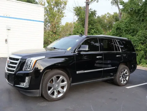 More photos of 2016 Cadillac Escalade Premium Collection at Jay Wolfe Honda, MO