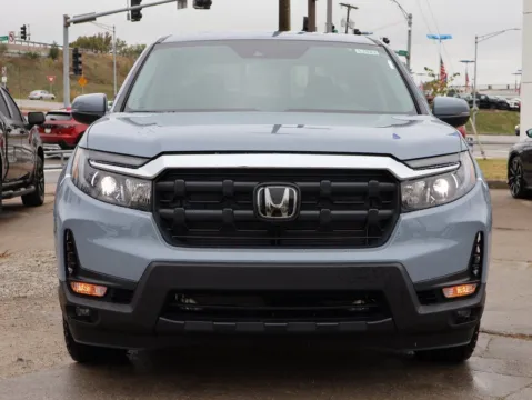 Photos of 2025 Honda Ridgeline RTL for sale in Kansas City, MO at Jay Wolfe Honda