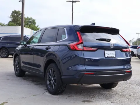 More photos of 2026 Honda CR-V EX-L at Jay Wolfe Honda, MO