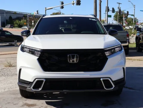 Photos of 2026 Honda CR-V Hybrid Sport Touring for sale in Kansas City, MO at Jay Wolfe Honda