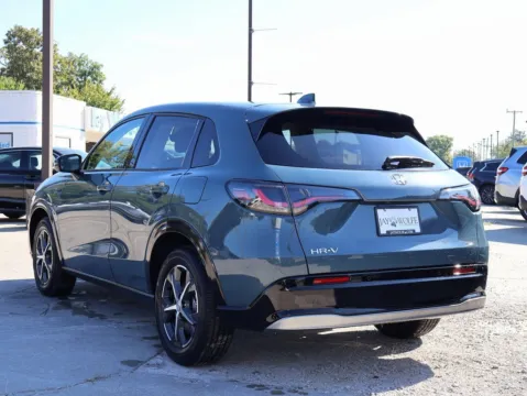 More photos of 2025 Honda HR-V EX-L at Jay Wolfe Honda, MO