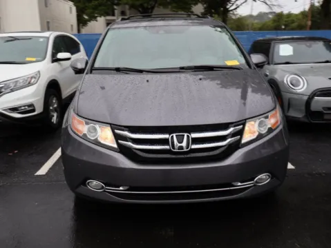 Photos of 2014 Honda Odyssey Touring for sale in Kansas City, MO at Jay Wolfe Honda
