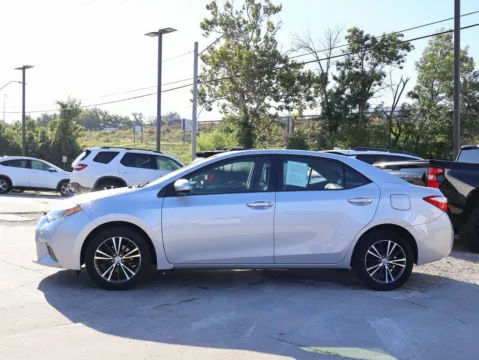 More photos of 2016 Toyota Corolla LE Premium at Jay Wolfe Honda, MO
