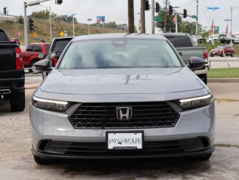 Photos of 2025 Honda Accord Sedan SE for sale in Kansas City, MO at Jay Wolfe Honda